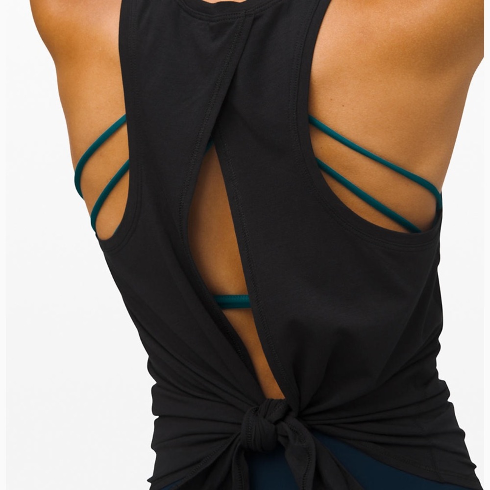 GUC Lululemon All Tied Up Tank, size 4